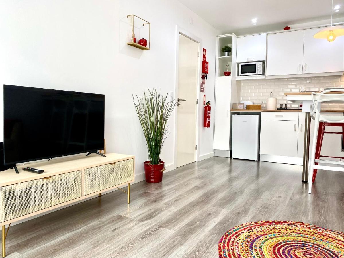 Red Apartment Em Fatima A 250M Do Santuario ภายนอก รูปภาพ
